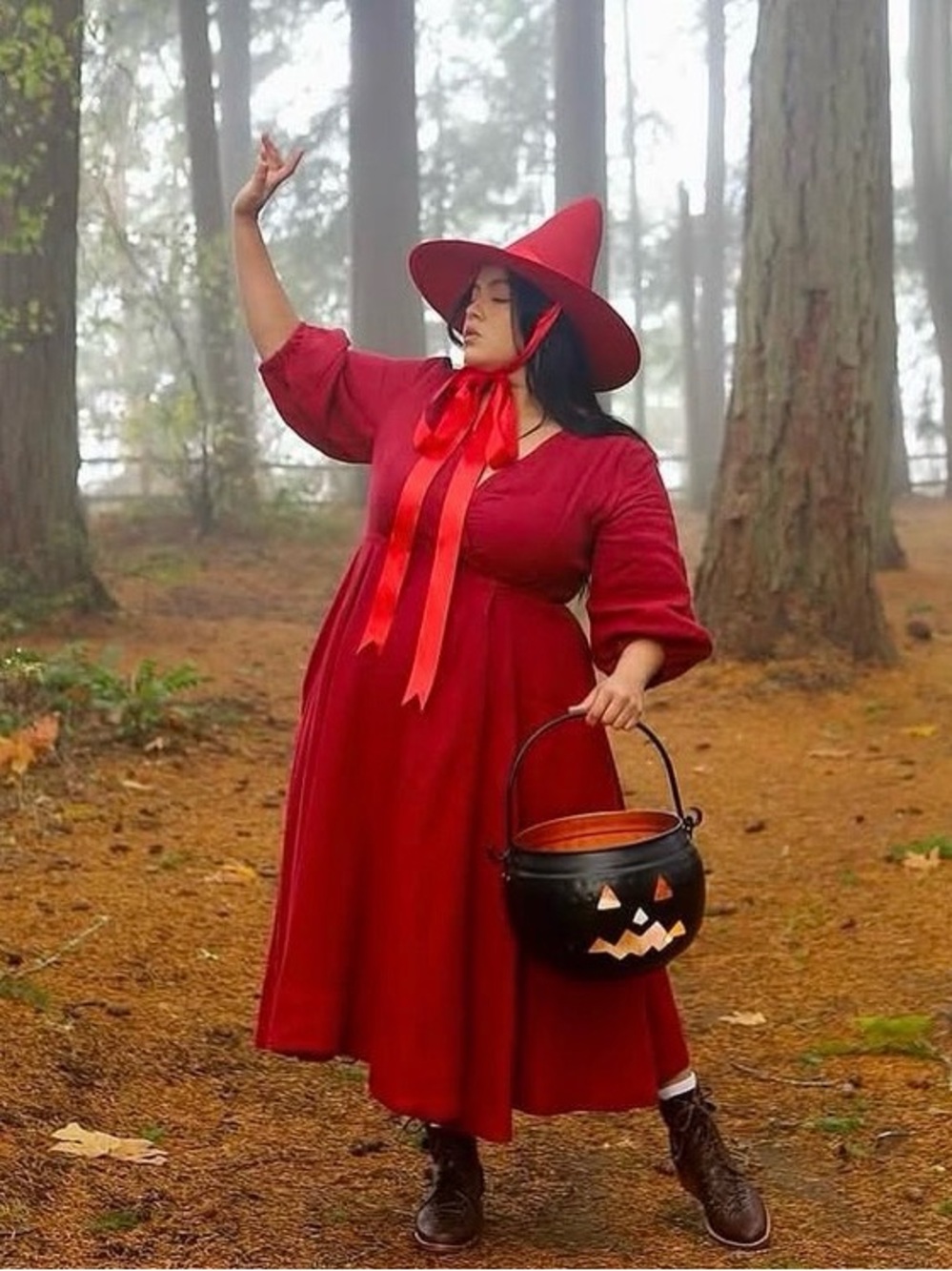 The Bedheaded Red Witch Hat - Picture 6 of 6